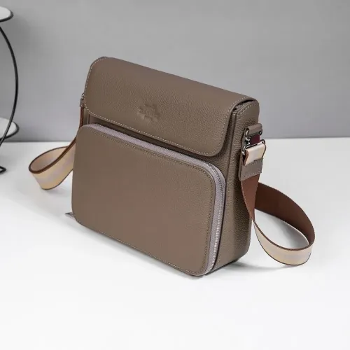 Replica Hermes AAA Man Messenger Bags #1398122 $108.00 USD for Wholesale