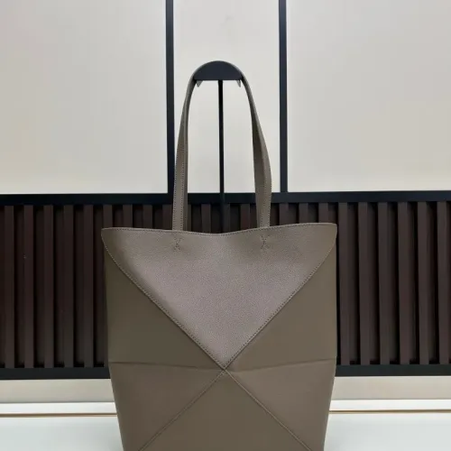 Replica LOEWE AAA Quality Shoulder Bags For Women #1399062 $158.00 USD for Wholesale