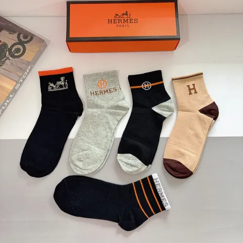 Replica Hermes Socks #1401191 $27.00 USD for Wholesale