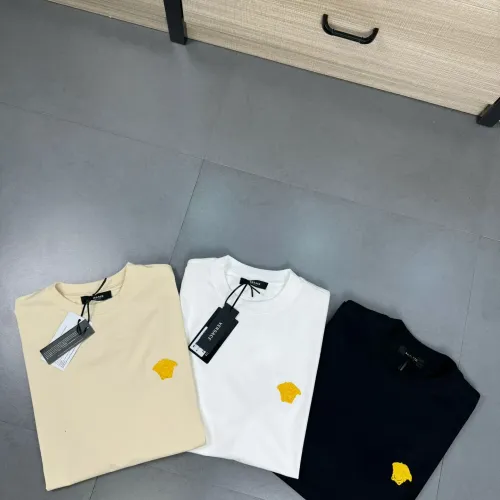 Replica Versace T-Shirts Short Sleeved For Unisex #1402263 $32.00 USD for Wholesale
