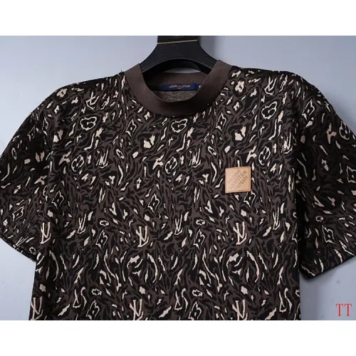 Replica Louis Vuitton LV Tracksuits Short Sleeved For Men #1404054 $60.00 USD for Wholesale