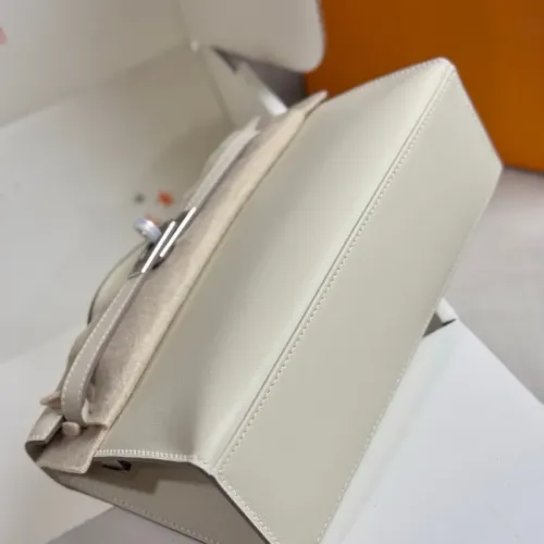 Replica Hermes AAA Quality Handbags For Women #1405346 $88.00 USD for Wholesale