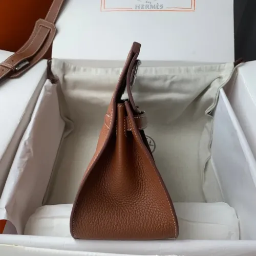 Replica Hermes AAA Quality Messenger Bags For Women #1405366 $115.00 USD for Wholesale
