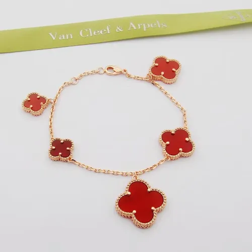 Van Cleef &amp; Arpels Bracelets For Women #1406600 $32.00 USD, Wholesale Replica Van Cleef &amp; Arpels Bracelets
