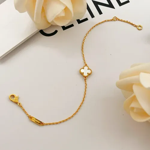 Replica Van Cleef & Arpels Bracelets For Women #1406620 $25.00 USD for Wholesale