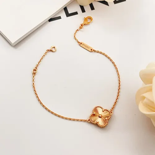 Replica Van Cleef & Arpels Bracelets For Women #1406653 $25.00 USD for Wholesale