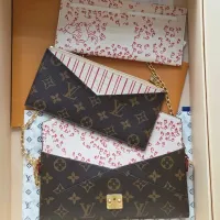$115.00 USD Louis Vuitton AAA Quality Long Wallets #1393158