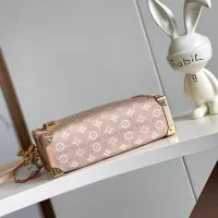 $225.00 USD Louis Vuitton AAA Quality Messenger Bags #1393199
