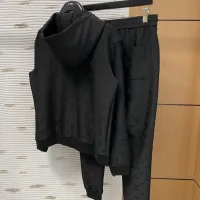 $92.00 USD Louis Vuitton LV Tracksuits Long Sleeved For Men #1393342