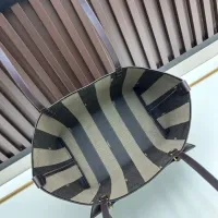 $82.00 USD Fendi AAA Quality Shoulder Bags For Women #1393567