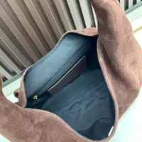 $102.00 USD Chanel AAA Quality Shoulder Bags For Women #1393574
