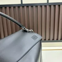 $240.00 USD LOEWE AAA Quality Messenger Bags For Women #1393630