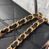 $112.00 USD Chanel AAA Quality Messenger Bags For Women #1393639