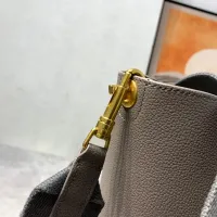 $128.00 USD Celine AAA Quality Messenger Bags For Women #1393651