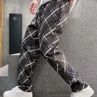 $85.00 USD Burberry Pants For Men #1393725