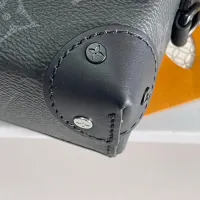 $128.00 USD Louis Vuitton AAA Man Messenger Bags #1397348