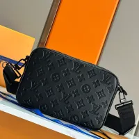 $160.00 USD Louis Vuitton AAA Man Messenger Bags #1397369