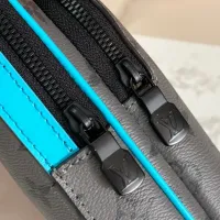 $132.00 USD Louis Vuitton AAA Man Messenger Bags #1397371