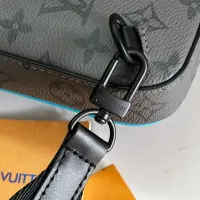 $132.00 USD Louis Vuitton AAA Man Messenger Bags #1397371
