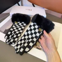 $38.00 USD Christian Dior Gloves For Women #1397395