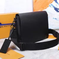 $172.00 USD Louis Vuitton AAA Man Messenger Bags #1397411