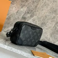 $132.00 USD Louis Vuitton AAA Man Messenger Bags #1397425