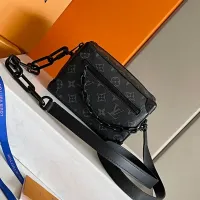 $160.00 USD Louis Vuitton AAA Man Messenger Bags #1397429