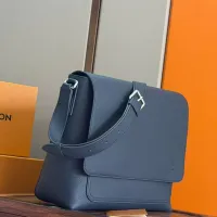 $175.00 USD Louis Vuitton AAA Man Messenger Bags #1397437