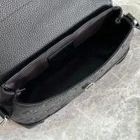 $140.00 USD Louis Vuitton AAA Man Messenger Bags #1397446