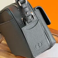 $160.00 USD Christian Dior AAA Man Messenger Bags #1397521