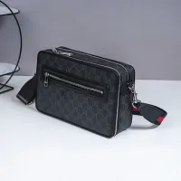 $108.00 USD Gucci AAA Man Messenger Bags #1398061