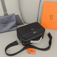 $108.00 USD Hermes AAA Man Messenger Bags #1398140