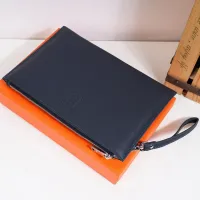 $96.00 USD Hermes AAA Man Pouches #1398184