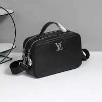 $108.00 USD Louis Vuitton AAA Man Messenger Bags #1398218