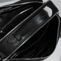 $108.00 USD Louis Vuitton AAA Man Messenger Bags #1398218