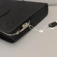 $162.00 USD Louis Vuitton AAA Man Handbags #1398220