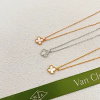 $25.00 USD Van Cleef & Arpels Necklaces For Women #1398244