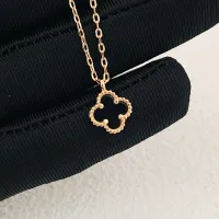 $25.00 USD Van Cleef & Arpels Necklaces For Women #1398247