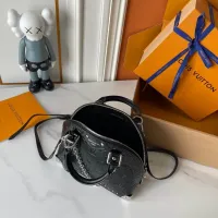 $76.00 USD Louis Vuitton AAA Quality Handbags For Women #1398448