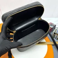 $210.00 USD Yves Saint Laurent YSL AAA Quality Messenger Bags For Women #1398709