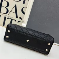 $98.00 USD Chanel AAA Quality Handbags For Women #1398910