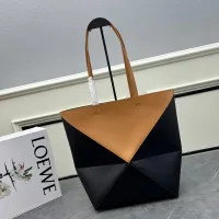 $165.00 USD LOEWE AAA Quality Shoulder Bags For Women #1399060