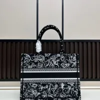 $96.00 USD Christian Dior AAA Quality Handbags For Women #1399118
