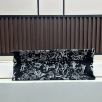 $96.00 USD Christian Dior AAA Quality Handbags For Women #1399118