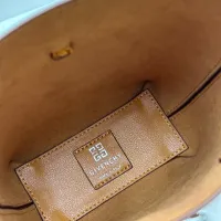 $80.00 USD Givenchy AAA Quality Messenger Bags For Women #1399165