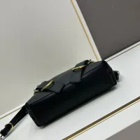$98.00 USD Givenchy AAA Quality Messenger Bags For Women #1399171