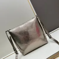 $98.00 USD Givenchy AAA Quality Messenger Bags For Women #1399172