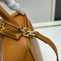 $102.00 USD Givenchy AAA Quality Handbags For Women #1399524