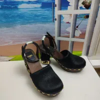 $160.00 USD Fendi Sandal For Women #1400834