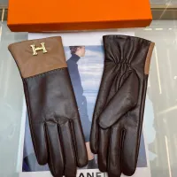 $60.00 USD Hermes Gloves For Women #1401365